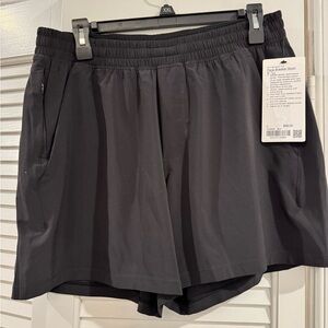 Men’s sz LARGE 5” Lululemon Black Athletic Shorts- new with tags